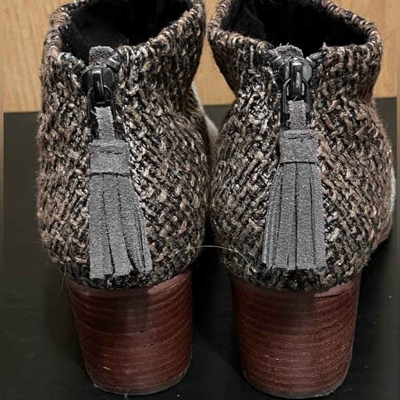 Toms Leila Felt Shine Boucle Bootie - Picture 7 of 14